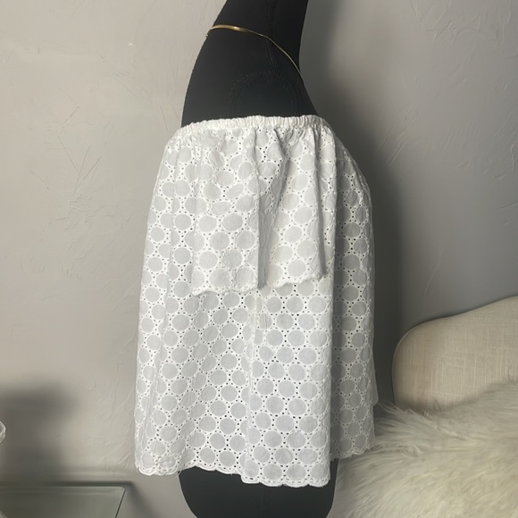 Trafaluc White  Short Top - Picture 6 of 8